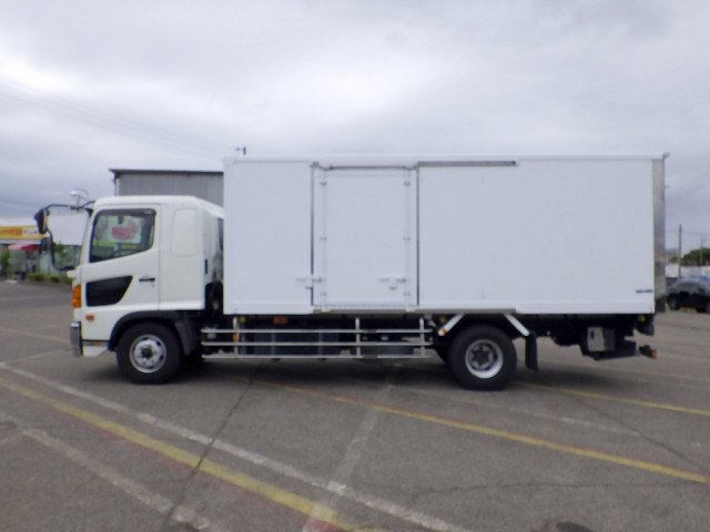 2017 ALUMI V Hino Ranger TKG-GD7JJAA - Image 2