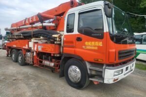 2002 Concrete Pump Truck Isuzu Giga KL-CYZ81Q3