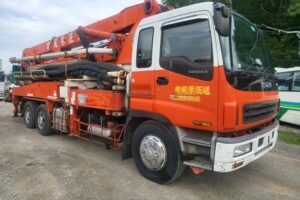 2002 Concrete Pump Truck Isuzu Giga KL-CYZ81Q3