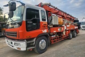 2002 Concrete Pump Truck Isuzu Giga KL-CYZ81Q3