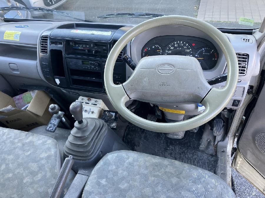 2011 Tank Truck Hino Dutro BKG-XZU508M - Image 3