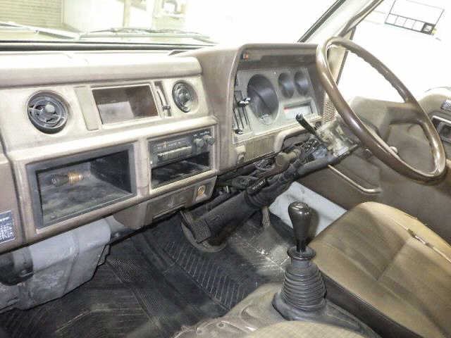 1997 Self Loader Toyota Dyna BU95 - Image 3