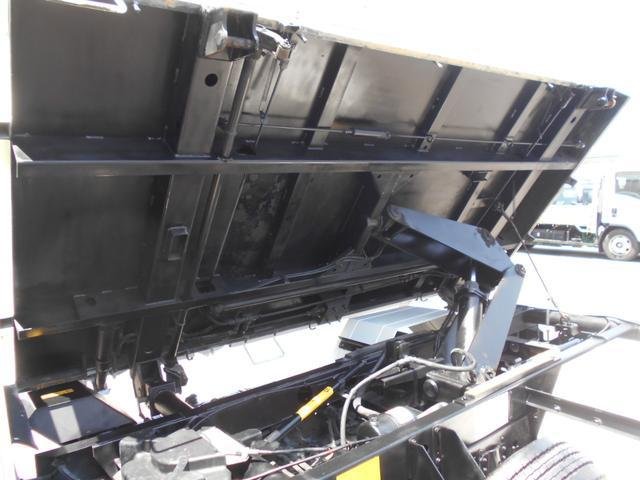 2017 Dump Tipper Truck Hino Dutro TKG-XZU600T - Image 25