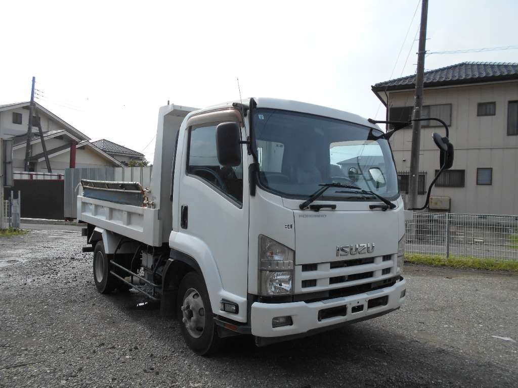 2015 Dump Tipper Truck Isuzu Forward TKG-FRR90S1 - Image 3