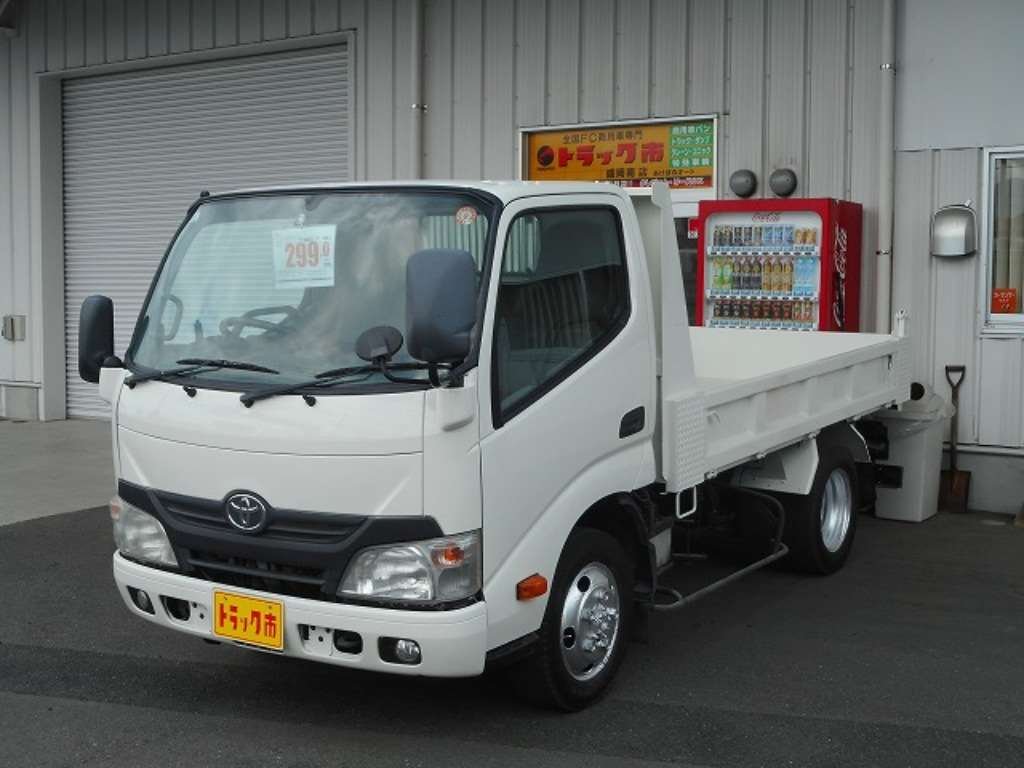2011 Dump Tipper Truck Toyota Dyna SKG-XZU675D