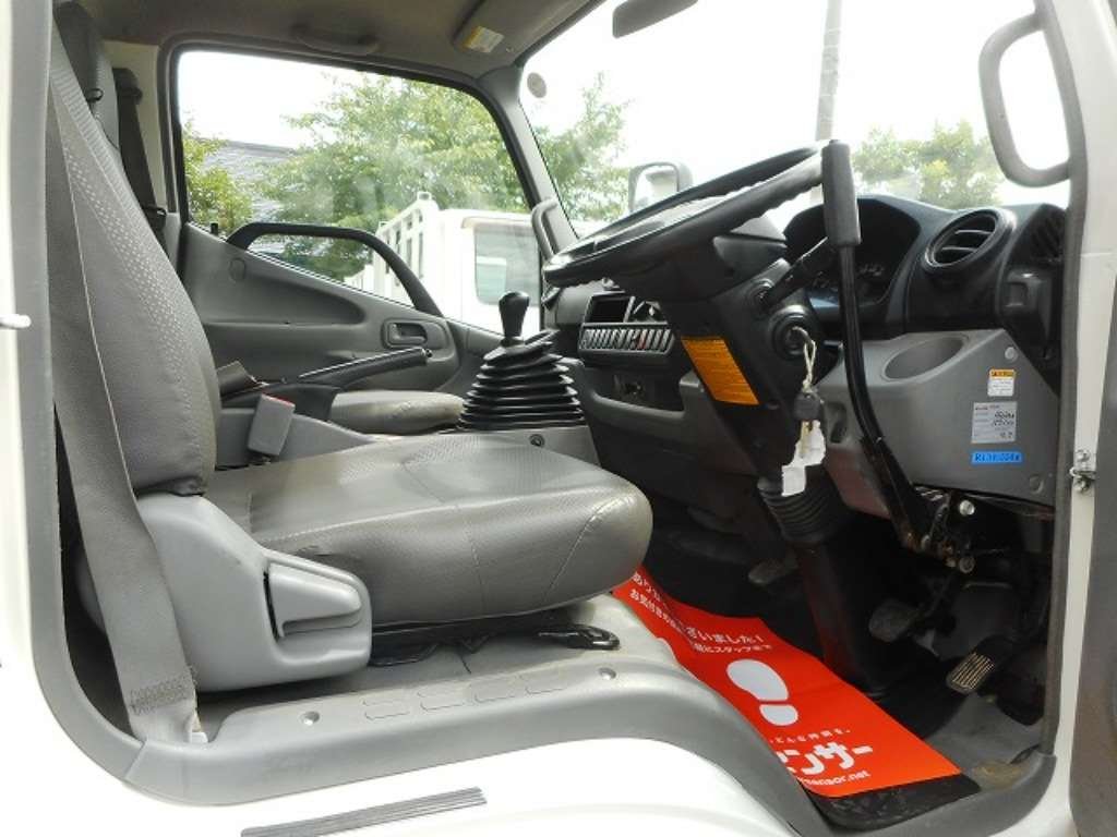2011 Dump Tipper Truck Toyota Dyna SKG-XZU675D - Image 17