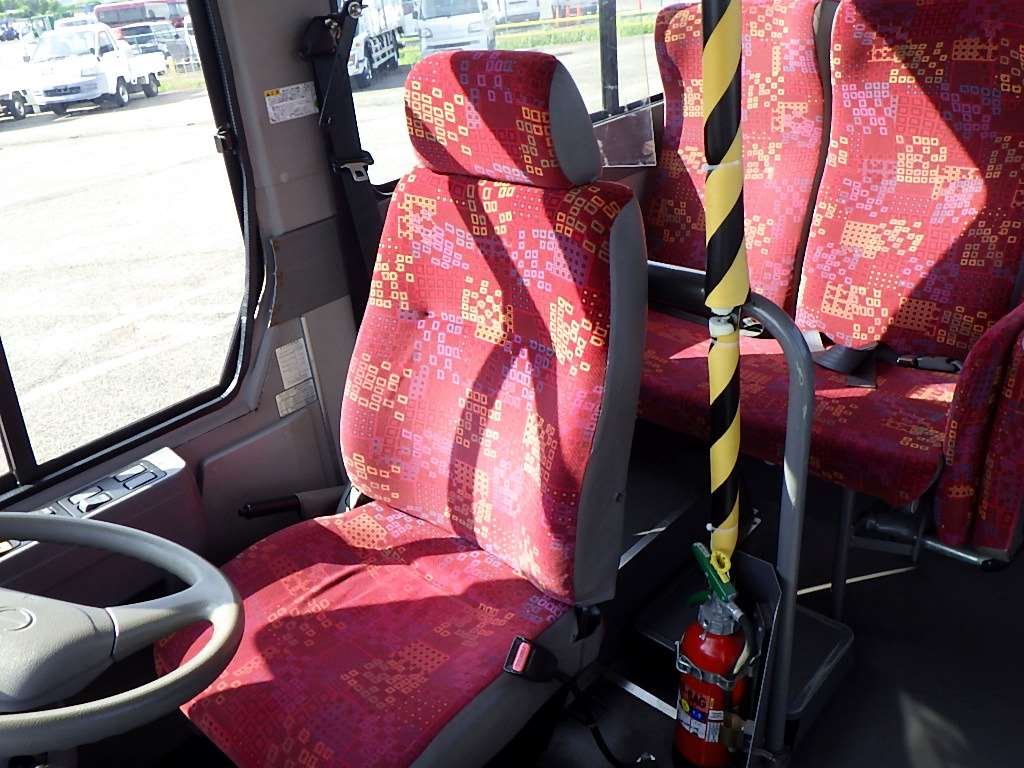 2009 Bus Hino Liesse BDG-RX6JFBA - Image 13