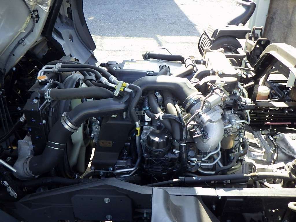 2024 Flat Body Truck Nissan Condor 2RG-BRR90S4 - Image 23