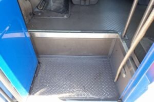 2001 Bus MITSUBISHI ROSA KK-BE63CE