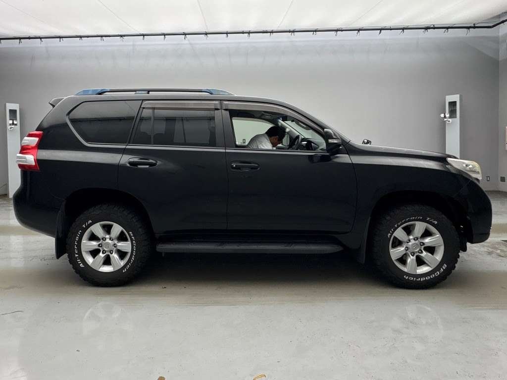 2014 SUV TOYOTA LAND CRUISER PRADO TRJ150W - Image 6