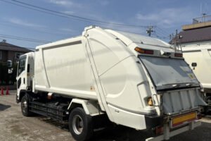 2010 Garbage Truck Isuzu Forward PKG-FSR34S2