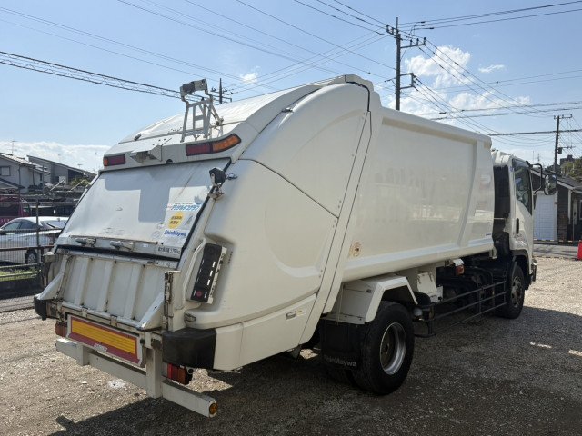2010 Garbage Truck Isuzu Forward PKG-FSR34S2 - Image 3