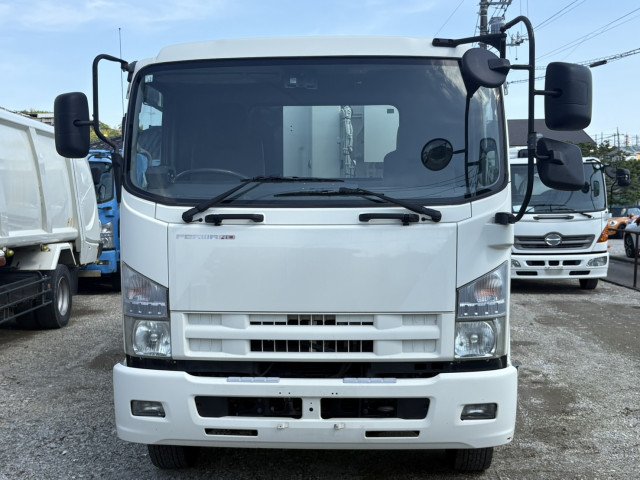 2010 Garbage Truck Isuzu Forward PKG-FSR34S2 - Image 5