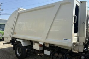 2010 Garbage Truck Isuzu Forward PKG-FSR34S2