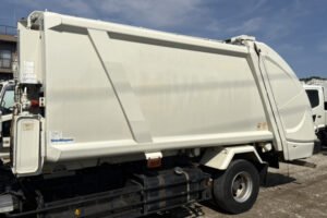 2010 Garbage Truck Isuzu Forward PKG-FSR34S2