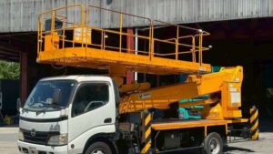 2009 Aerial Platform Hino Dutro BDG-XZU424M