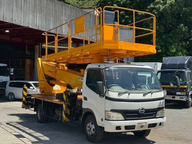 2009 Aerial Platform Hino Dutro BDG-XZU424M - Image 3