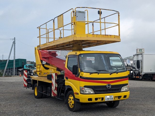 2010 Aerial Platform Hino Dutro BDG-XZU424M - Image 2