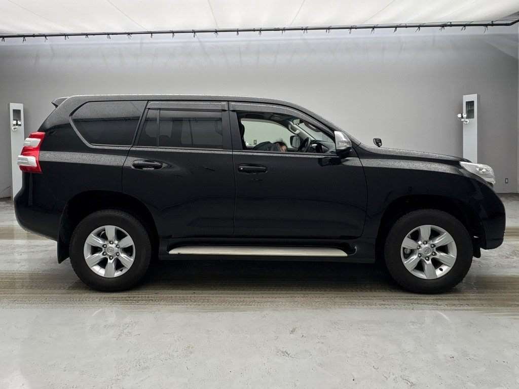 2015 SUV TOYOTA LAND CRUISER PRADO TRJ150W - Image 6