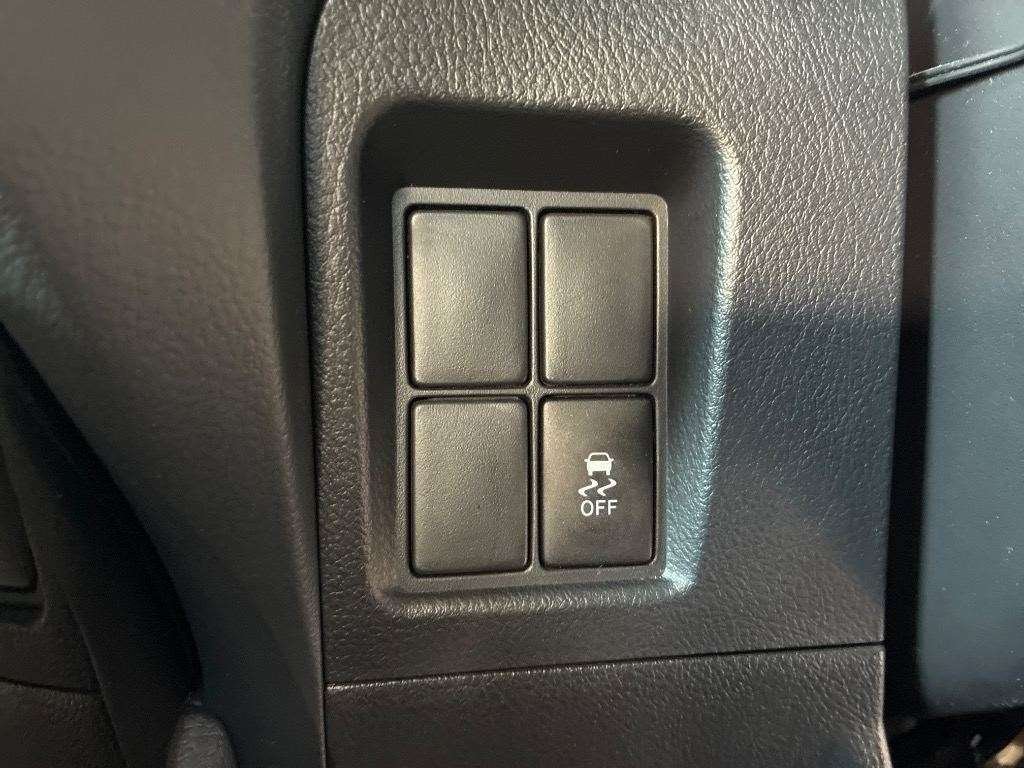 2015 SUV TOYOTA LAND CRUISER PRADO TRJ150W - Image 12