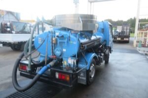2016 Isuzu Elf NJR85AN VACUUM
