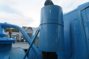 2016 Isuzu Elf NJR85AN VACUUM