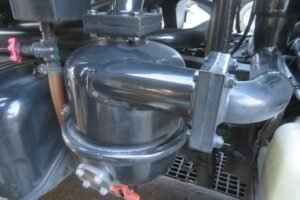 2016 Isuzu Elf NJR85AN VACUUM