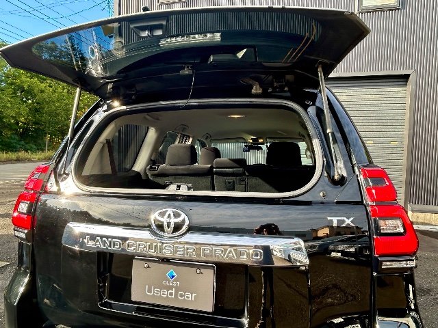 2018 SUV TOYOTA LAND CRUISER PRADO LDA-GDJ150W - Image 11