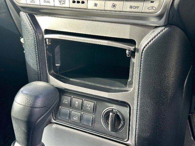 2018 SUV TOYOTA LAND CRUISER PRADO LDA-GDJ150W - Image 22