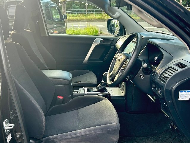 2018 SUV TOYOTA LAND CRUISER PRADO LDA-GDJ150W - Image 28