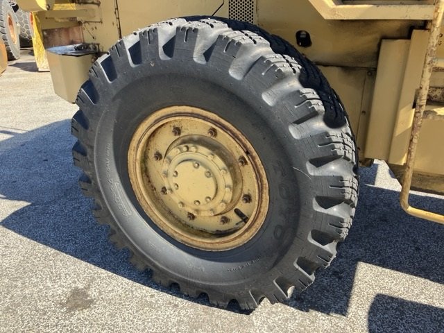 Wheel Loader CATERPILLER 910 - Image 11