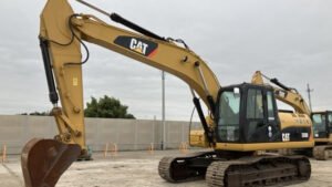 2007 Excavator CATERPILLER 320D