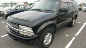 GM Chevrolet Blazer 5D 4WD Year 2000
