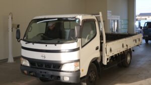 2004 Flat Body Truck Hino Dutro KK-XZU411M