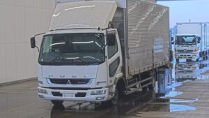 2006 Van Wing Mitsubishi Fuso Fighter PA-FK71F