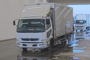 2006 Van Wing Mitsubishi Fuso Fighter PA-FK71F