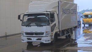 2017 Van Wing Mitsubishi Fuso Fighter TKG-FK61F
