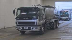 2003 Tank Truck Isuzu Giga KL-CYM73Q3