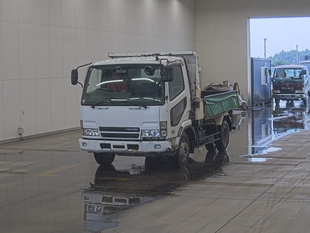 2005 Dump Tipper Mitsubishi Fuso Fighter PA-FK71DC - Image 1