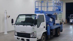 2013 Aerial Platform Isuzu Elf SKG-NKR85YN