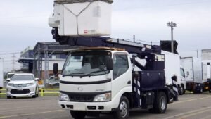 2006 Aerial Platform Hino Dutro PB-XZU301E