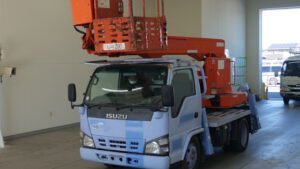 2006 Aerial Platform Isuzu Elf PB-NKR81N