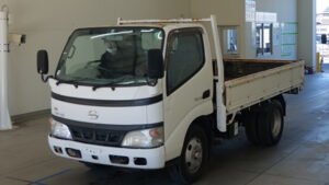 2004 Flat Body Truck Hino Dutro PB-XZU301