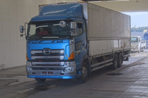 2005 Van Wing Hino Profia PK-FR1EXWJ