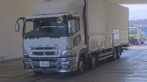 2013 Van Wing Mitsubishi Fuso Super Great QKG-FS54VZ