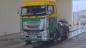 2016 Trailer Head Isuzu Giga QKG-EXD52BD - Image 1