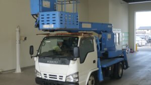 2006 Aerial Platform Isuzu Elf PB-NKR81N