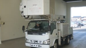 2006 Aerial Platform Isuzu Elf PB-NKR81N