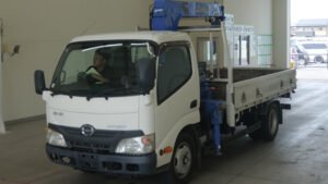 2011 Crane Truck Hino Dutro SKG-XZU650M - Image 1