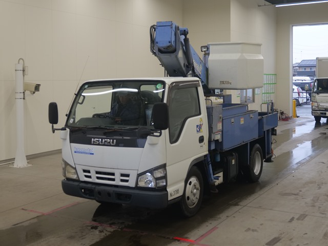 2006 Aerial Platform Isuzu Elf PB-NKR81AN